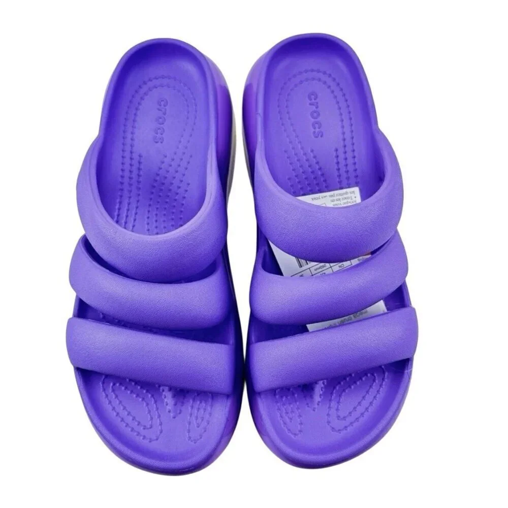 Crocs Mega Crush Triple Strap Sandal Galaxy 9 Women